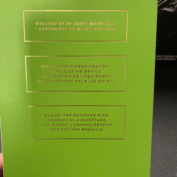 Kate Spade X & XS Phone Case and Ring Stand - Picture 5 of 5